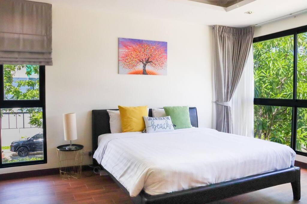 Super Friendly Th Laguna Park Villa Phuket Bagian luar foto